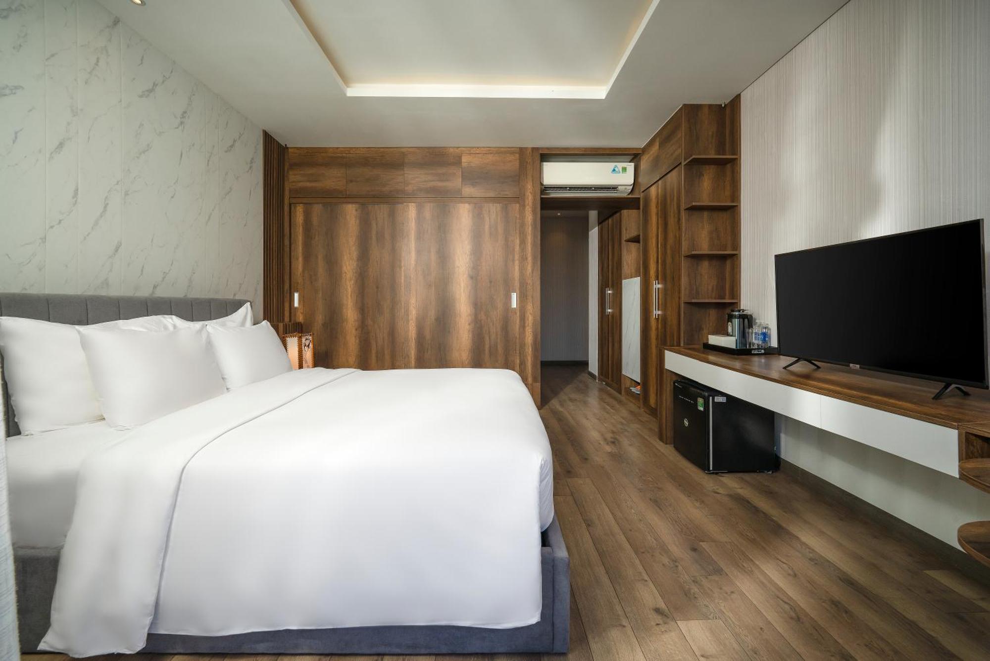 Luat Anh 88 Hotel & Apartment Дананг Екстериор снимка